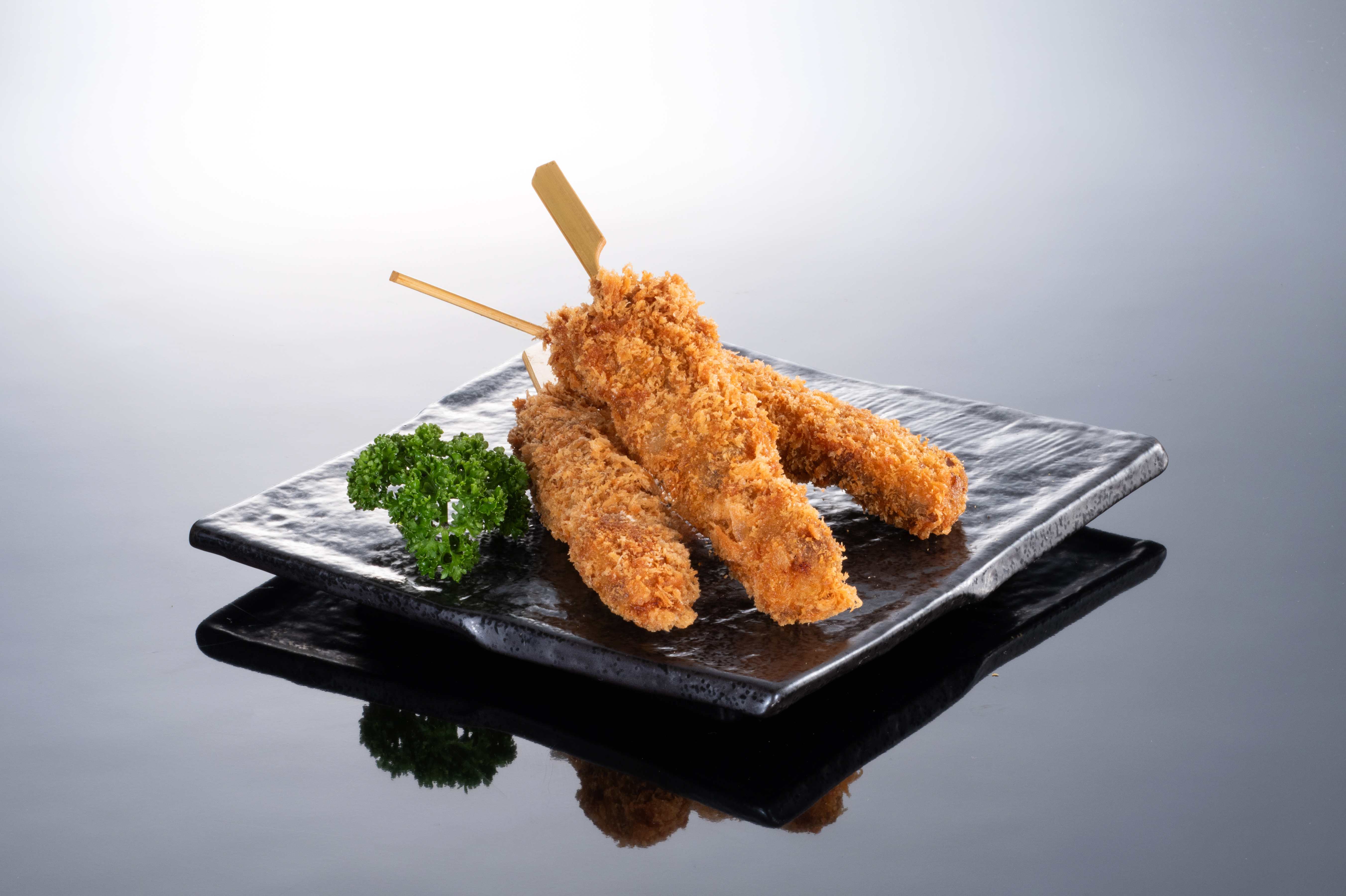 丸中本店 黒毛和牛ヒレ串カツ