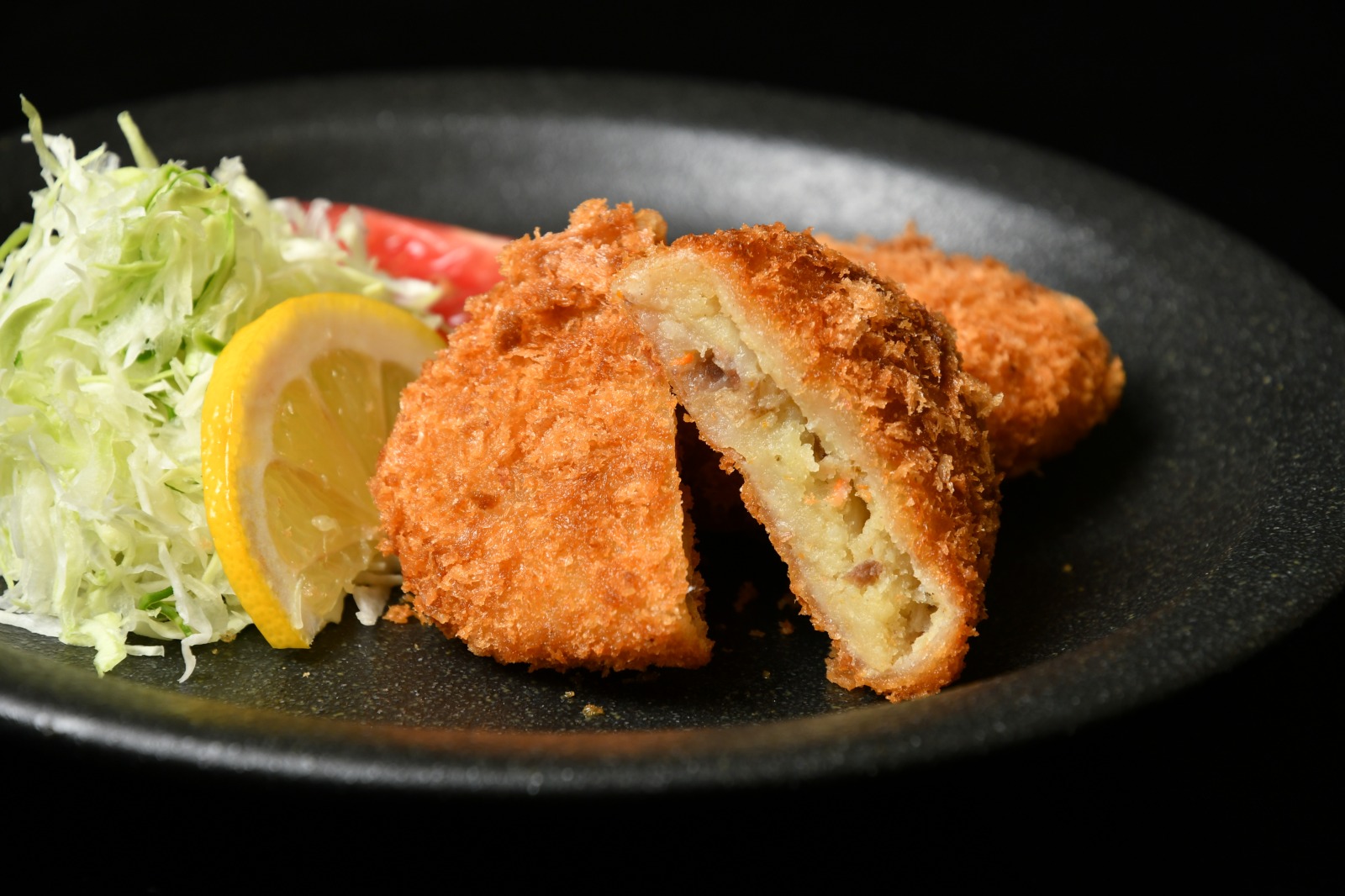 丸中本店　黒毛和牛肉入りコロッケ